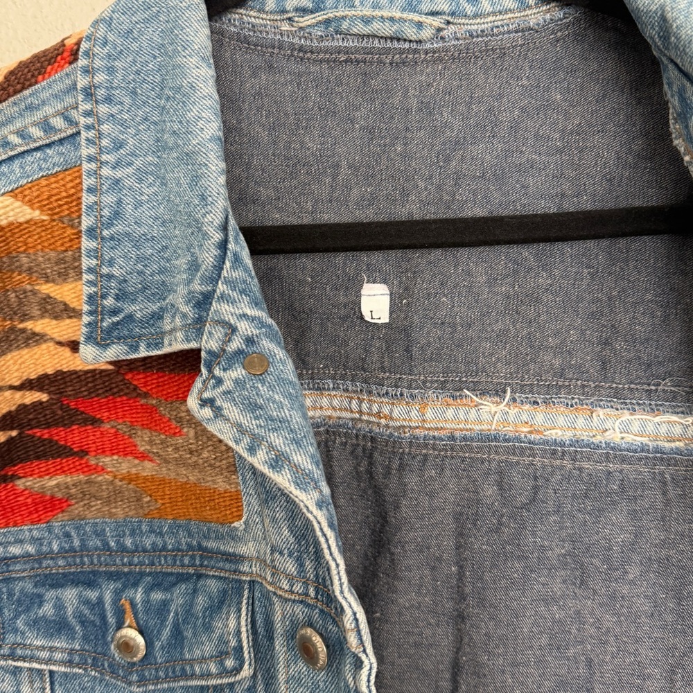 Vintage 90s Denim Jean Trucker Jacket with Western Aztec Tribal Design - Picture 7 of 12